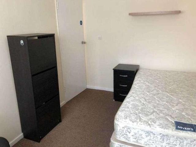 1 bed house to rent