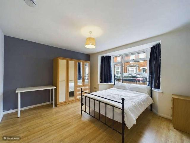 1 bed house to rent
