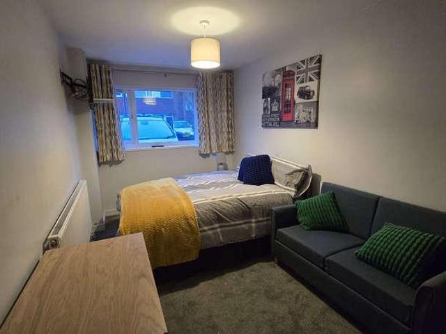 1 bed house to rent