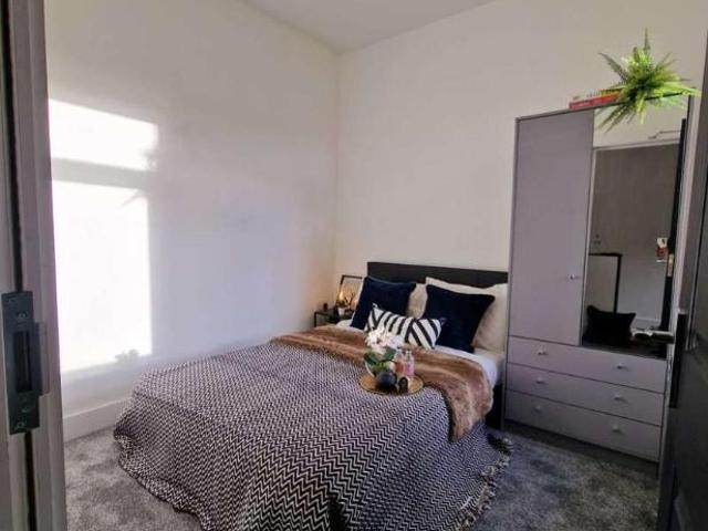 1 bed house to rent