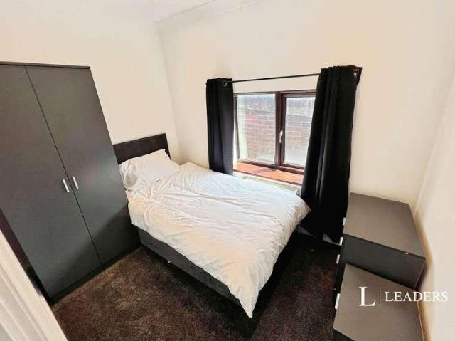1 bed house to rent