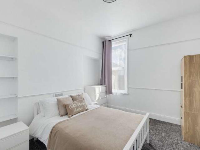 1 bed house to rent