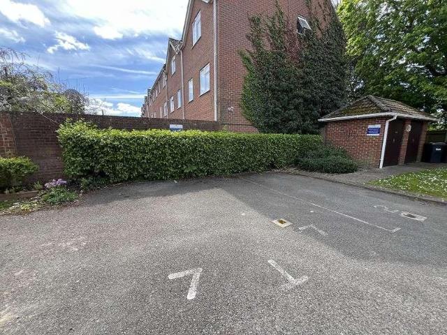 1 bed house for sale