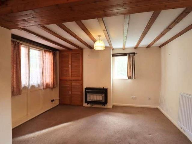 1 bed house for sale