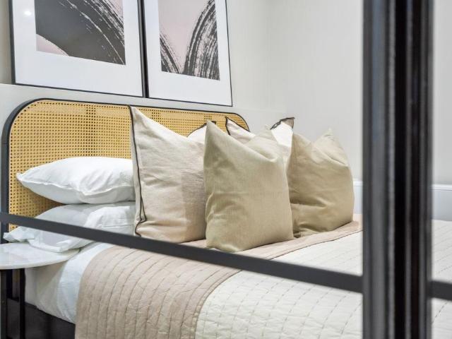 1 bed house for sale