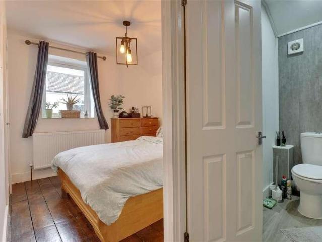 1 bed house for sale