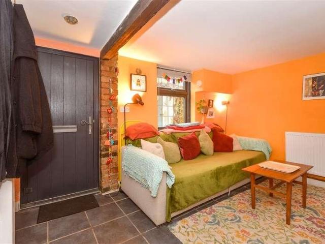 1 bed house for sale