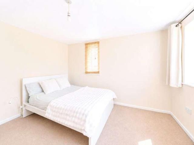 1 bed house for sale