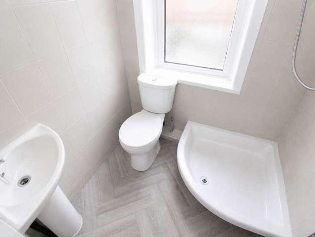 1 bed house for sale