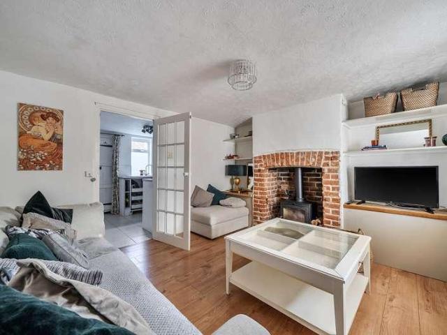1 bed house for sale