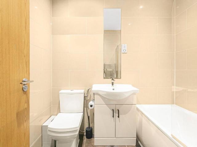 1 bed house for sale