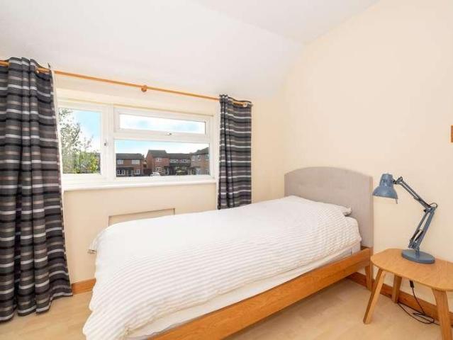 1 bed house for sale