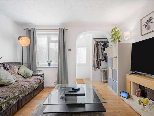 1 bed house for sale
