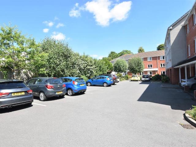 1 bed house for sale