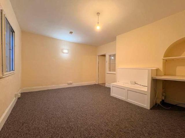 1 bed house for sale
