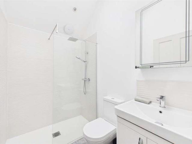 1 bed house for sale