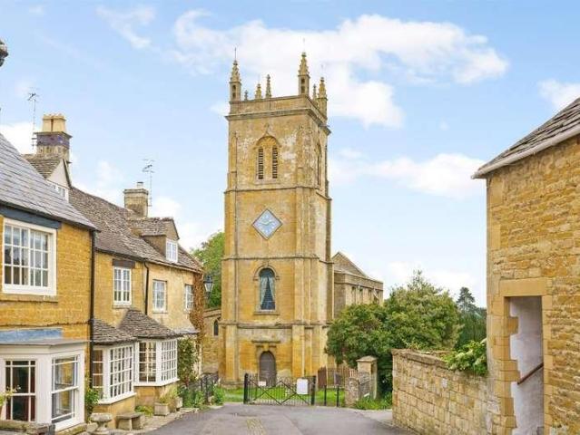 1 bed house for sale