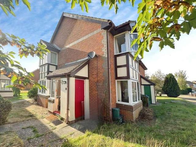 1 bed house for sale