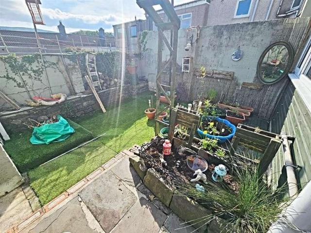 1 bed house for sale