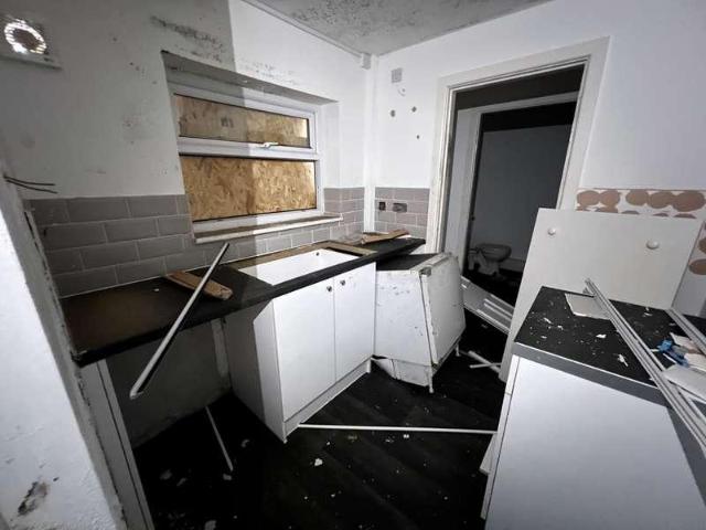 1 bed house for sale