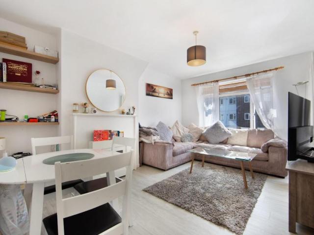 1 bed house for sale