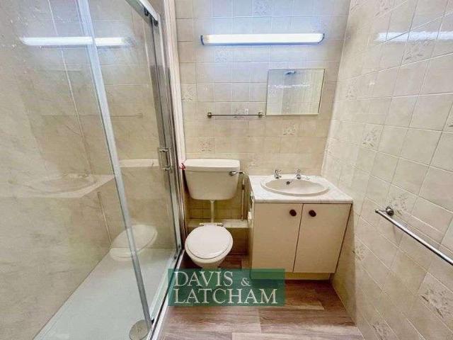1 bed house for sale