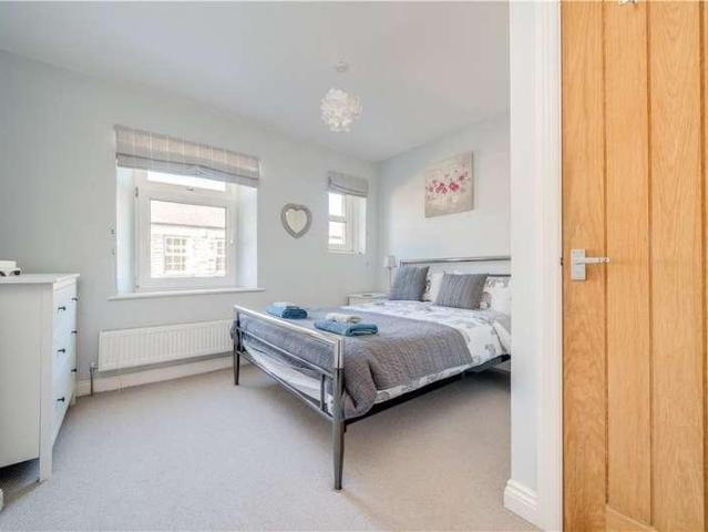 1 bed house for sale