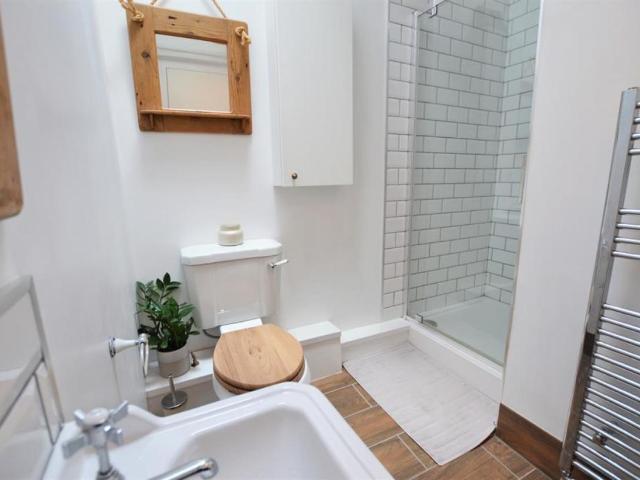 1 bed house for sale