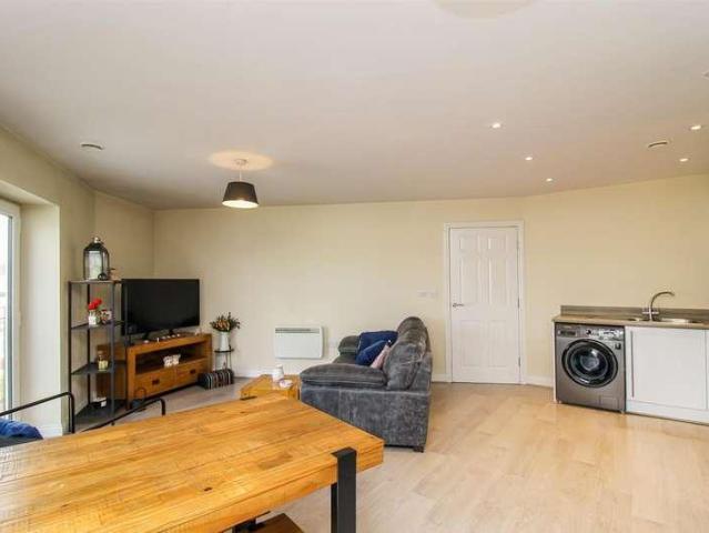 1 bed flat for sale