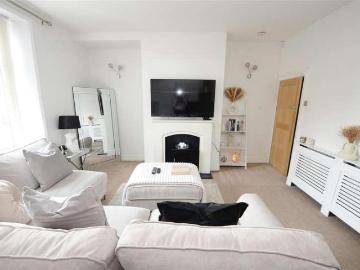 1 bed house for sale