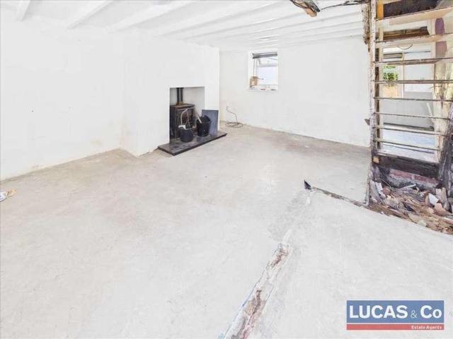1 bed house for sale