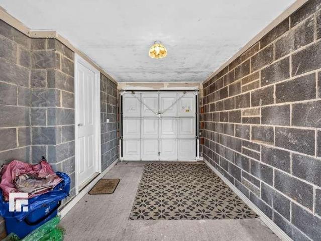 1 bed house for sale