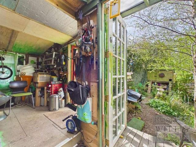 1 bed house for sale