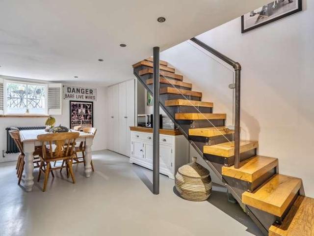 1 bed house for sale