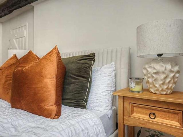 1 bed house for sale