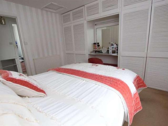 1 bed house for sale