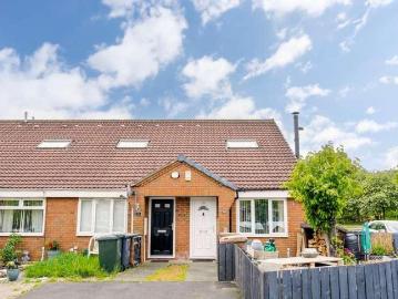 1 bed house for sale
