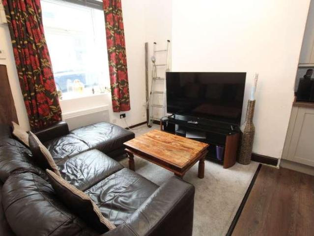 1 bed house for sale