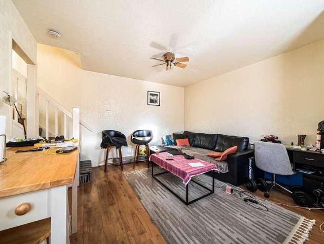 1 bed house for sale