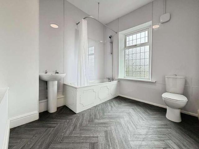 1 bed house for sale