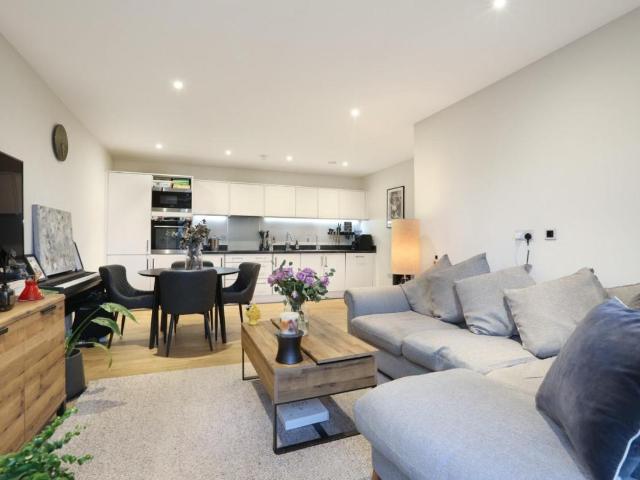 1 bed house for sale