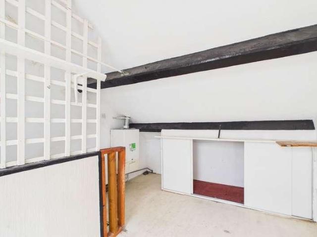 1 bed house for sale