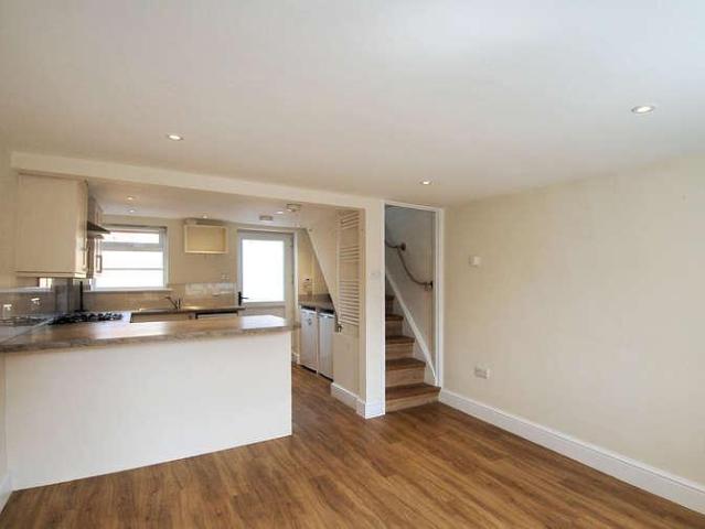 1 bed house for sale