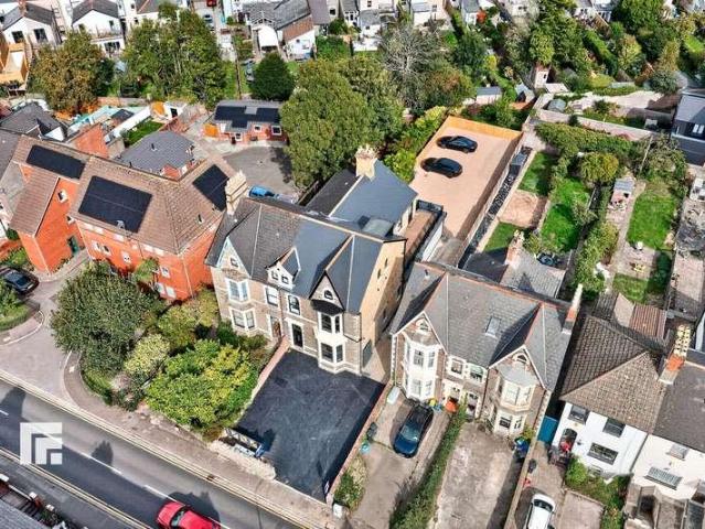1 bed house for sale