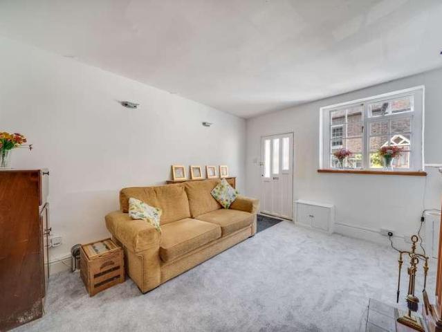 1 bed house for sale