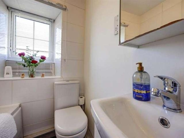 1 bed house for sale