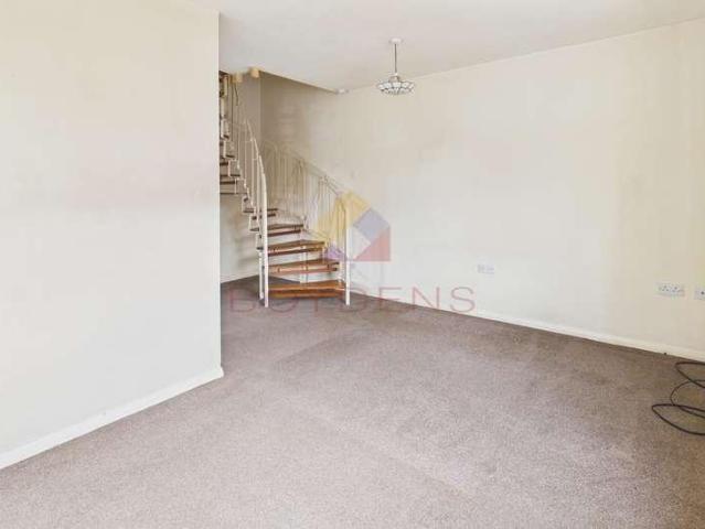 1 bed house for sale