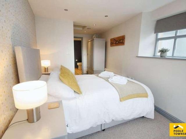 1 bed house for sale