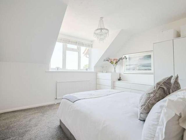 1 bed house for sale