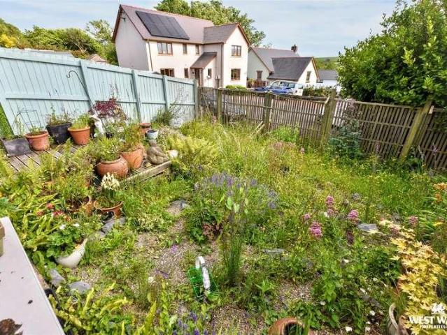 1 bed house for sale